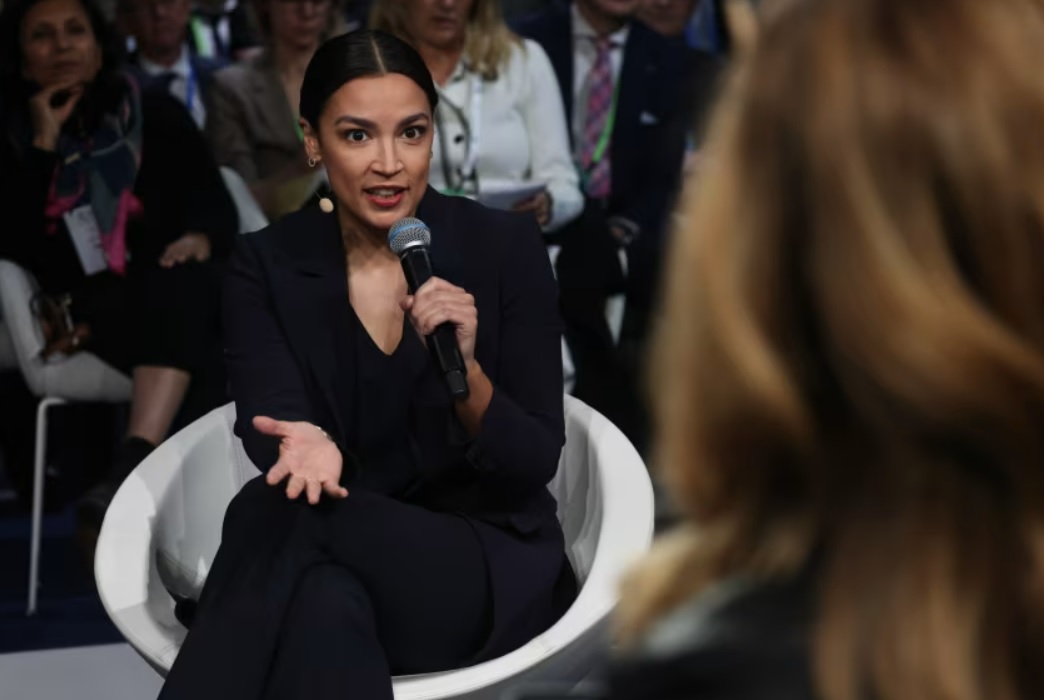 Democrats offer reassurance at Munich conference