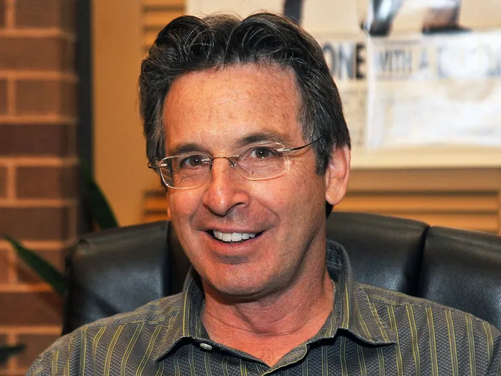 ´Lizzie McGuire´ Star Robert Carradine Dead at 71